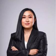 №90 мамандандырылған мектеп-лицейінің бастауыш сынып мұғалімі Кунтуганова Сауле Поезкановна Алмалы ауданының намысын қорғап, ауданда I орынды иеленіп, қалалық кезеңге жолдама алды!